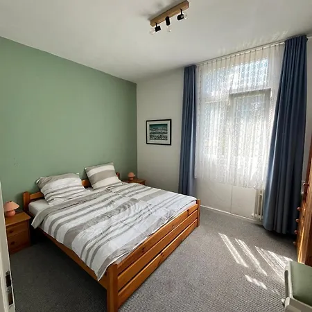 Hostel Burg Hausen Heimbach